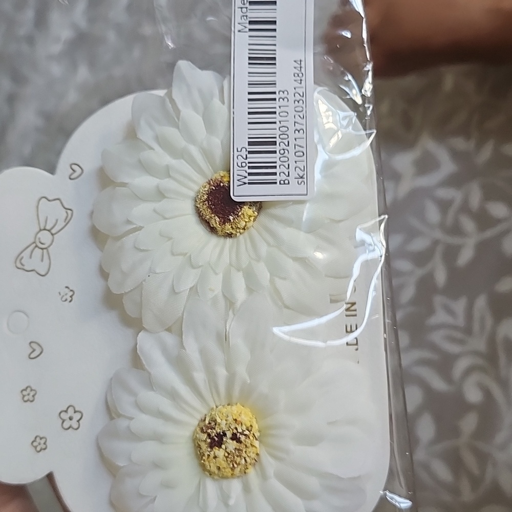 Sunflower clips - Picture 4 of 4
